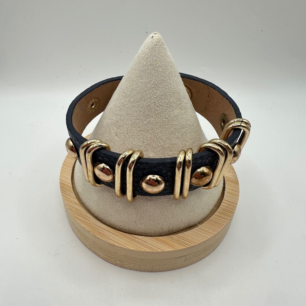 VTG Black Pebbled Leather Gold Studded Cuff Bracelet Adjustable Snap Whimsigoth